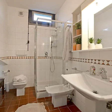 Apartment Il Poggio Radioso View & Garden - Happy *