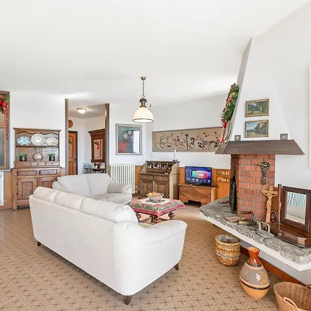 Appartement Il Poggio Radioso View & Garden - Happy Nebbiuno